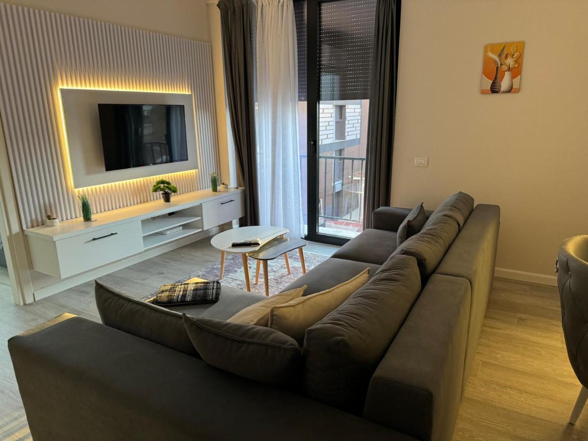 Sc Tirana Centre Apartment Eksteriør bilde