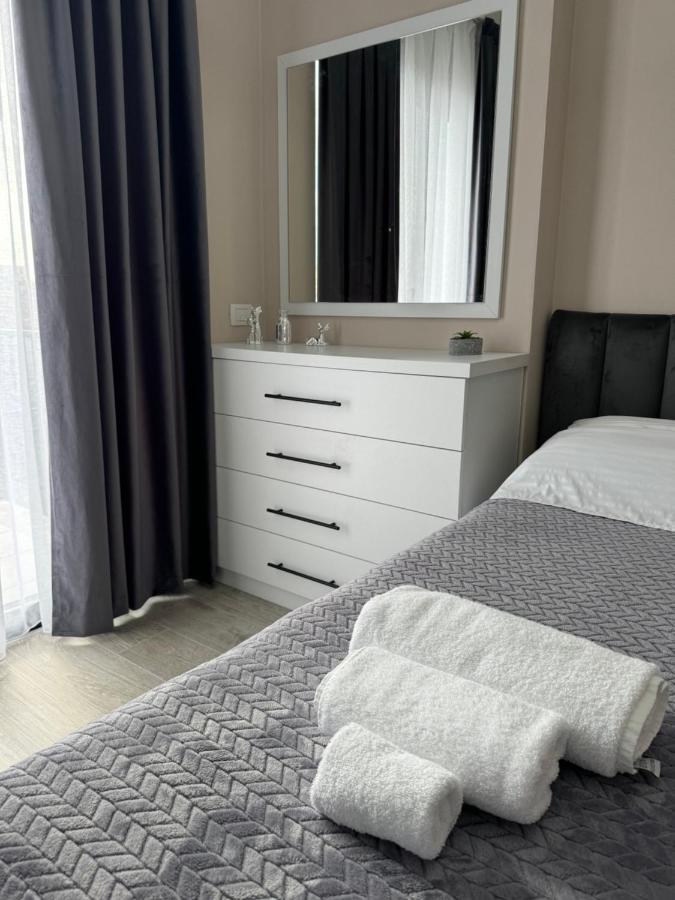 Sc Tirana Centre Apartment Eksteriør bilde